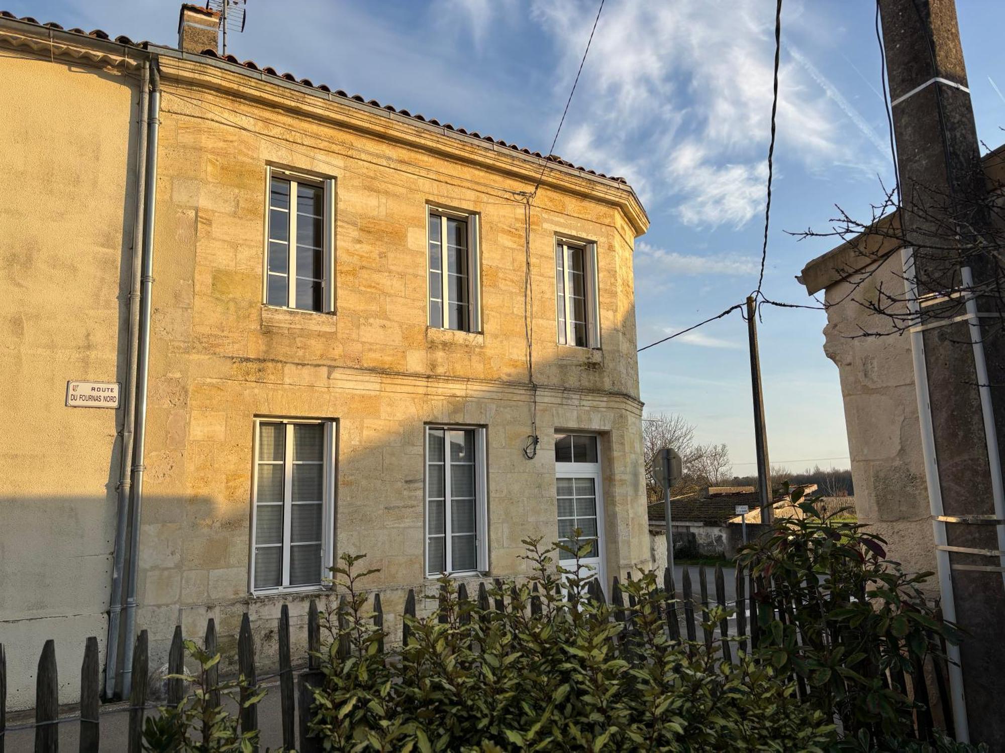 Chateau La Fon Du Berger Saint-Sauveur  Zewnętrze zdjęcie